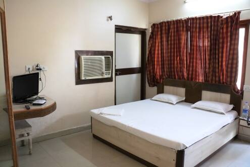Hotel New Capital, Nagpur 3